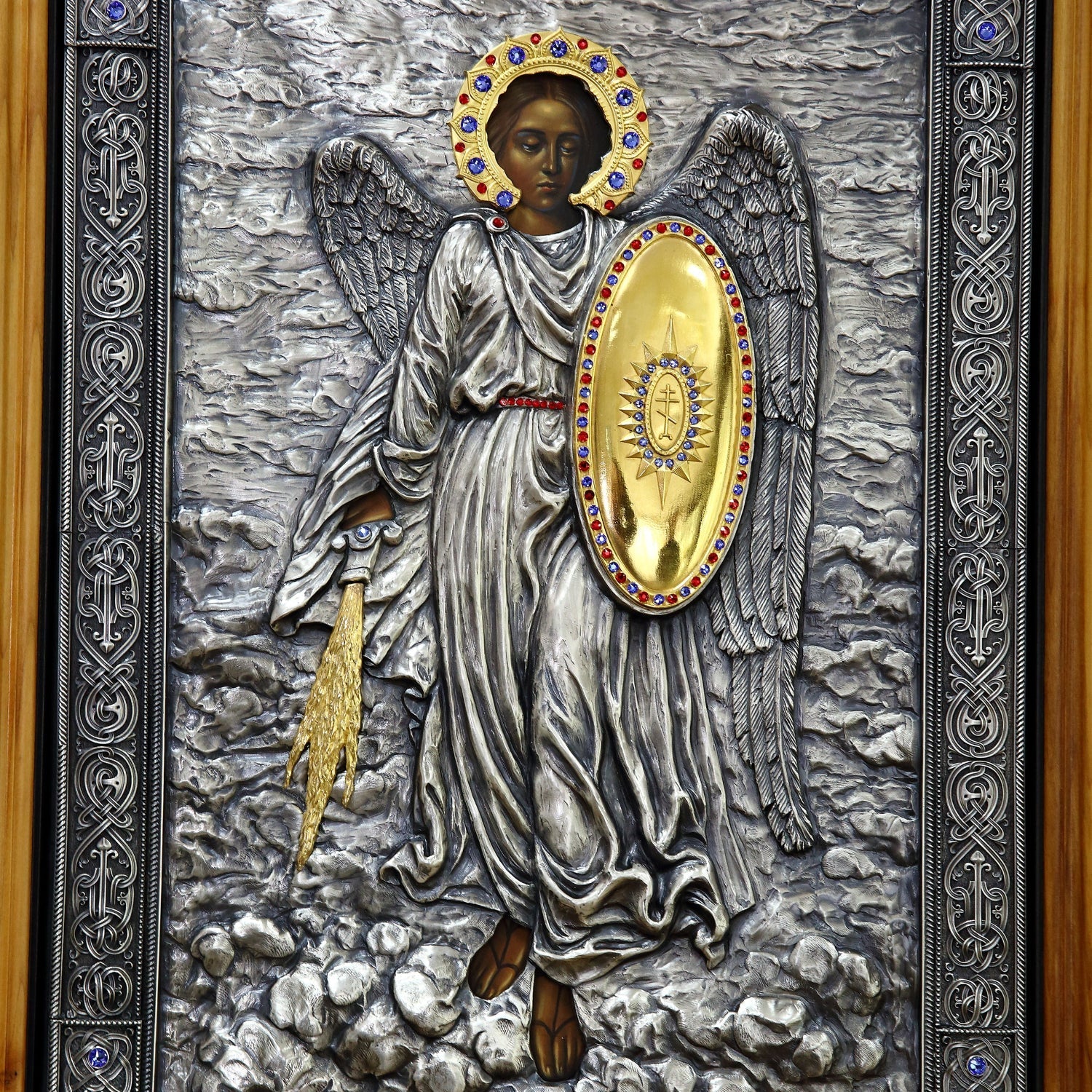 Icoana Sfântul Arhanghel Mihail la pret de 4850 RON, arhanghel mihail, arhanghelul mihail icoana, ferecate, icoana arhanghel mihail, icoana arhanghelul mihail, icoane, sf arhanghel mihail, sf arhanghel mihail si gavril, sf arhangheli mihail si gavril